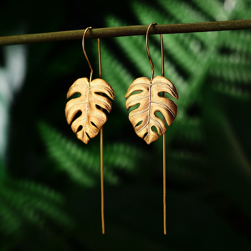 Mori Bear Drop Earrings in 925 Sterling Silver - Monstera Leaves