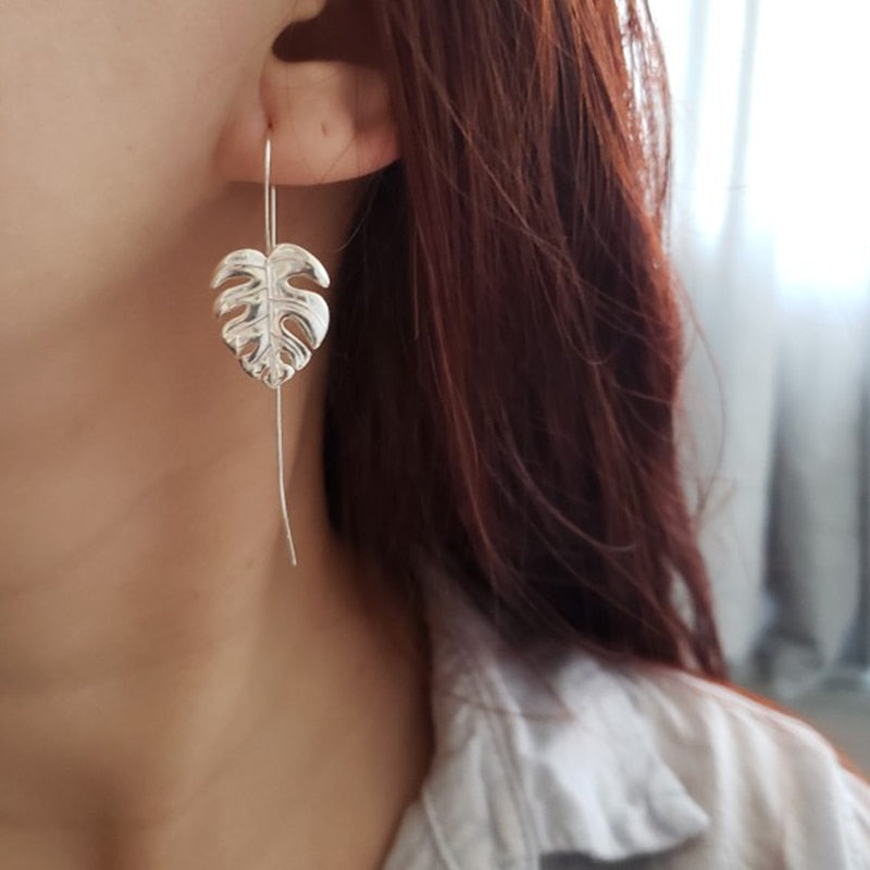 Mori Bear Drop Earrings in 925 Sterling Silver - Monstera Leaves
