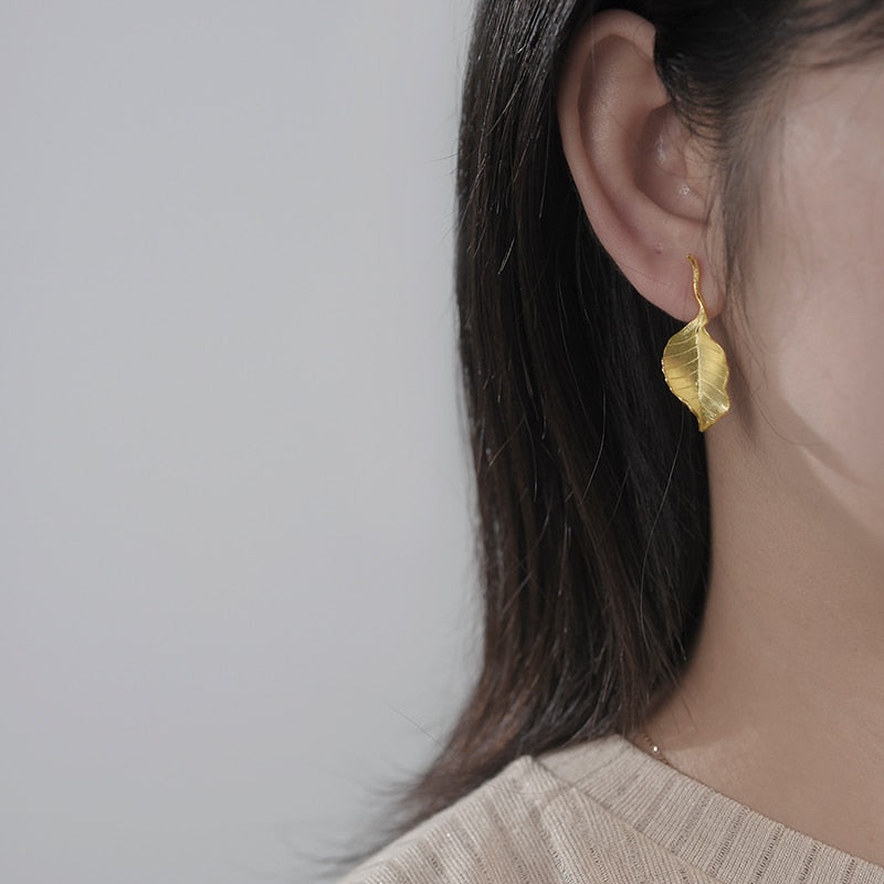 Mori Bear Stud Earrings in 925 Sterling Silver - Autumn Leaves