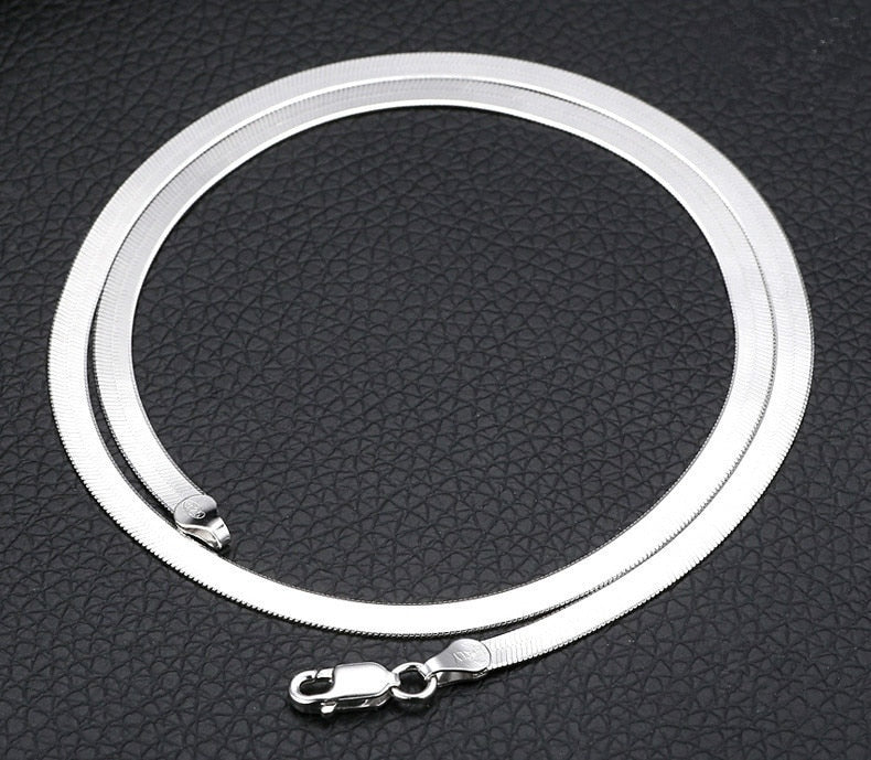 Mori Bear Necklace in Sterling Silver